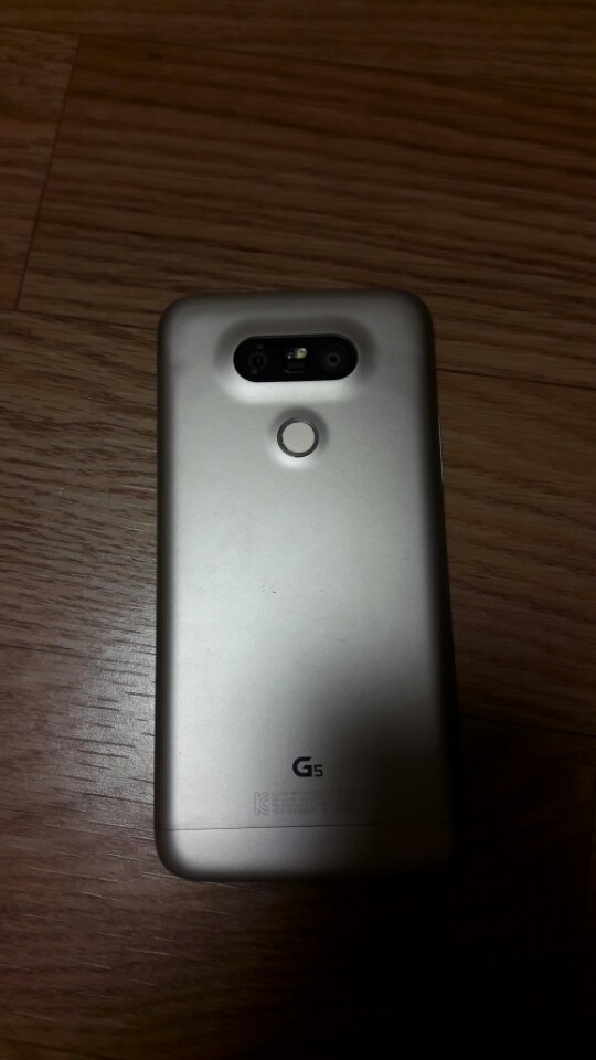 공기계 또는 새 폰 쓰실분 LG G5