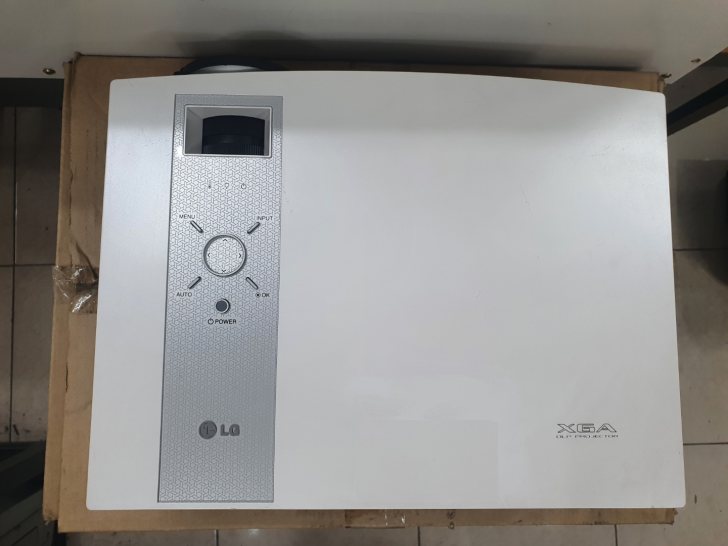 LG BB650 중고빔프로젝터