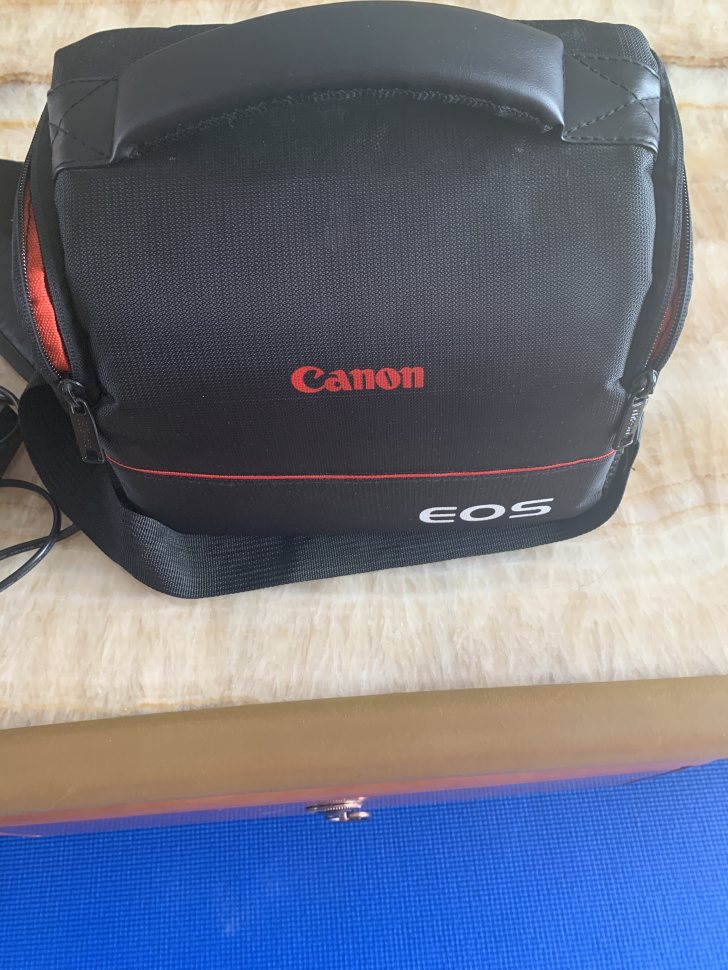 캐논 EOS 760D 카메라 판매합니다	|