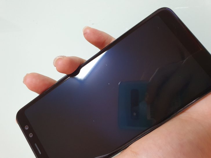 SK 갤럭시A8(2018) 블랙 32G 깨끗한 정상해지폰 저렴히 판매