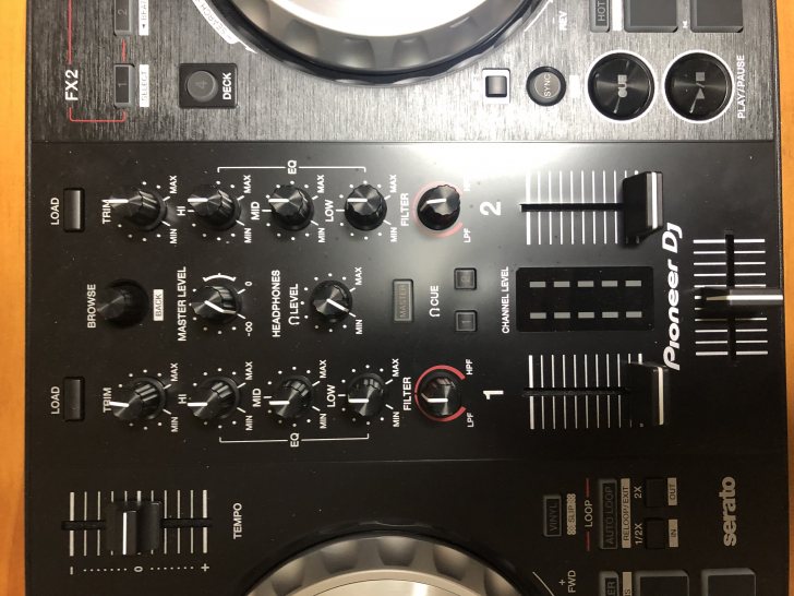 DDJ-400(serato