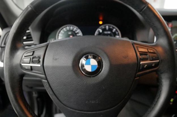 [중고차]BMW5시리즈(F10) 16년식 자동 15.4만km 경유 2540만원 팝니다