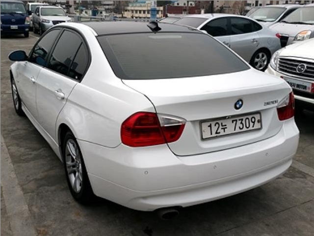 08년식 BMW 320i 흰색 7만Km 무사고최저가 판매합니다